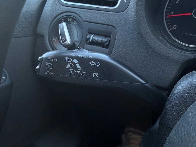 Volkswagen polo 1.2-12v bluemotion comfortline | nx-136-n i - afbeelding 7 van  21