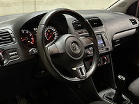 Volkswagen polo 1.2-12v bluemotion trendline 68pk 2011, zl-666-l - afbeelding 17 van  42