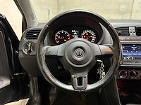 Volkswagen polo 1.2-12v bluemotion trendline 68pk 2011, zl-666-l - afbeelding 18 van  42