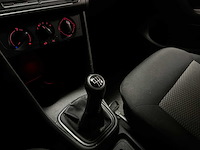 Volkswagen polo 1.2-12v bluemotion trendline 68pk 2011, zl-666-l - afbeelding 24 van  42