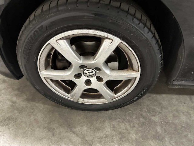 Volkswagen polo 1.2-12v bluemotion trendline 68pk 2011, zl-666-l - afbeelding 35 van  42