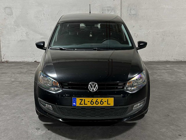 Volkswagen polo 1.2-12v bluemotion trendline 68pk 2011, zl-666-l - afbeelding 39 van  42
