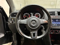Volkswagen polo 1.2-12v bluemotion trendline 68pk 2011, zl-666-l - afbeelding 10 van  38