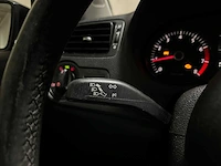 Volkswagen polo 1.2-12v bluemotion trendline 68pk 2011, zl-666-l - afbeelding 14 van  38