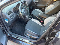 Volkswagen polo 1.2 12v bluemotion trendline, 8-zfx-07 - afbeelding 2 van  7