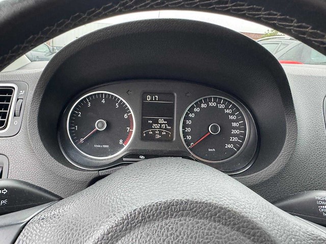 Volkswagen polo 1.2-12v clima trendline r-265-jk - afbeelding 10 van  10