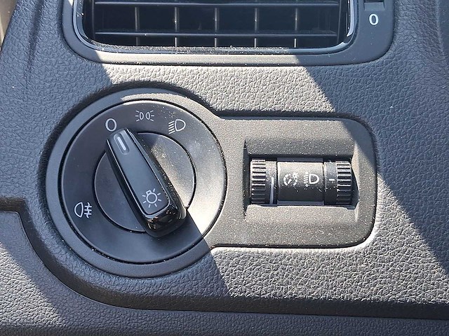 Volkswagen polo 1.2-12v comfortline 2011 | h-954-zb - afbeelding 4 van  31