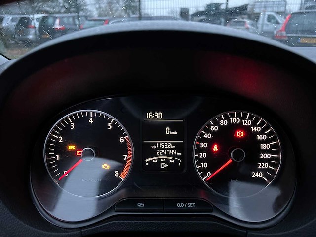 Volkswagen polo 1.2-12v comfortline, sb-890-b - afbeelding 12 van  13