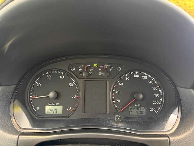 Volkswagen polo 1.2-12v goal edition - car - 2006 - afbeelding 8 van  31