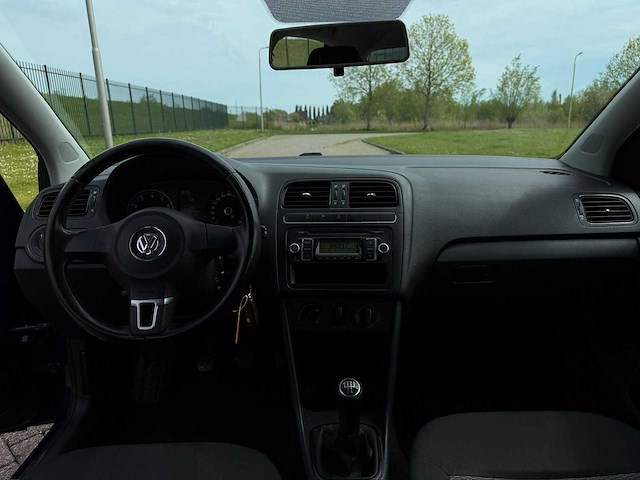 Volkswagen polo 1.2-12v trendline ; g-914-vl - afbeelding 19 van  20