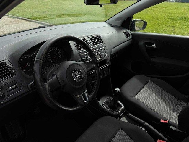Volkswagen polo 1.2 12v trendline, g-914-vl - afbeelding 16 van  17