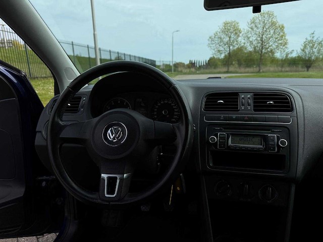 Volkswagen polo 1.2 12v trendline, g-914-vl - afbeelding 3 van  21