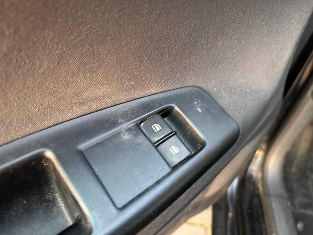 Volkswagen polo 1.2-12v trendline jg-883-g - afbeelding 10 van  24