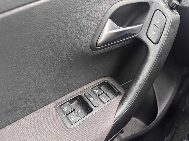 Volkswagen polo 1.2 tdi bluemotion, 6-ktr-35 - afbeelding 2 van  5