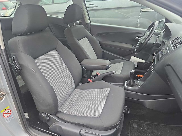 Volkswagen polo 1.2 tdi bluemotion comfortline 2011 | 64-spt-3 - afbeelding 16 van  24
