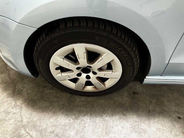Volkswagen polo 1.2 tdi bluemotion comfortline 75pk 2011 (origineel-nl), 33-ppl-7 - afbeelding 52 van  61