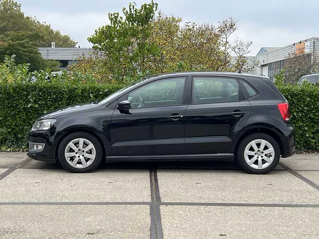 Volkswagen polo 1.2 tdi bluemotion comfortline | 86-nbv-5 - afbeelding 2 van  25