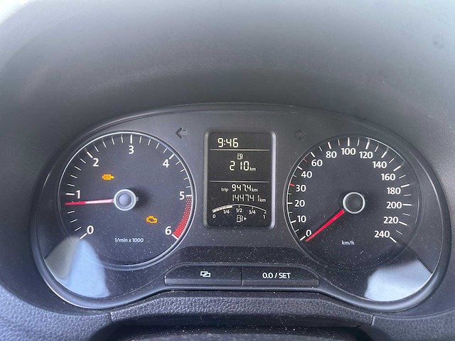 Volkswagen polo 1.2 tdi trendline; 18-tjs-5 - afbeelding 2 van  12