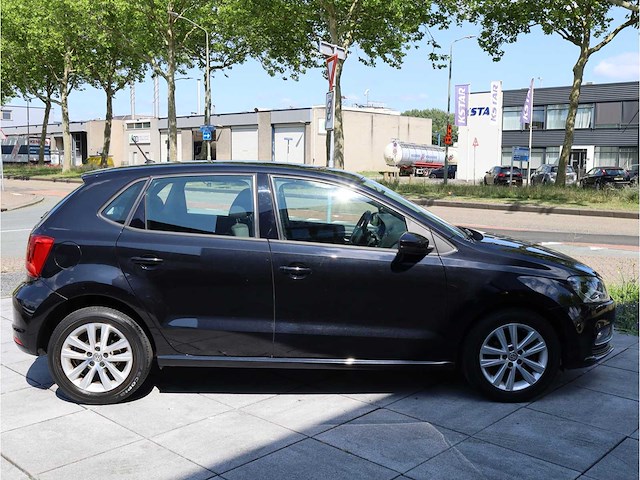 Volkswagen polo 1.2 tsi 5-deurs 2017, h-965-tl - afbeelding 28 van  31