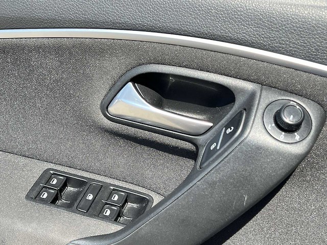 Volkswagen polo 1.2 tsi comfortline 2015 | 9-zpz-00 - afbeelding 2 van  29