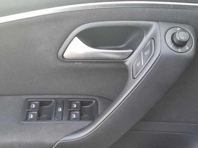 Volkswagen polo 1.2 tsi first edition 2016 | ng-470-d - afbeelding 5 van  8