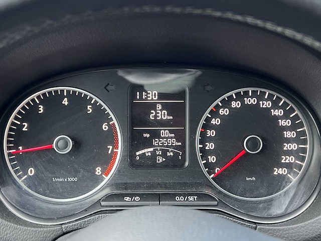 Volkswagen polo 1.2 tsi highline 2014 | t-909-sp - afbeelding 8 van  29