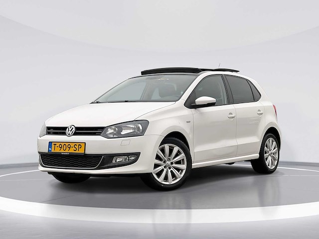 Volkswagen polo 1.2 tsi highline 2014 | t-909-sp - afbeelding 1 van  29