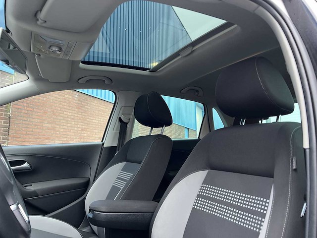 Volkswagen polo 1.2 tsi highline 2014 | t-909-sp - afbeelding 26 van  29