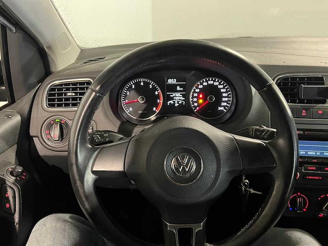 Volkswagen polo 1.2 tsi r-line edition, kb-182-s - afbeelding 2 van  13