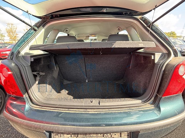 Volkswagen polo 1.2i 12v base, 2004 - afbeelding 15 van  37