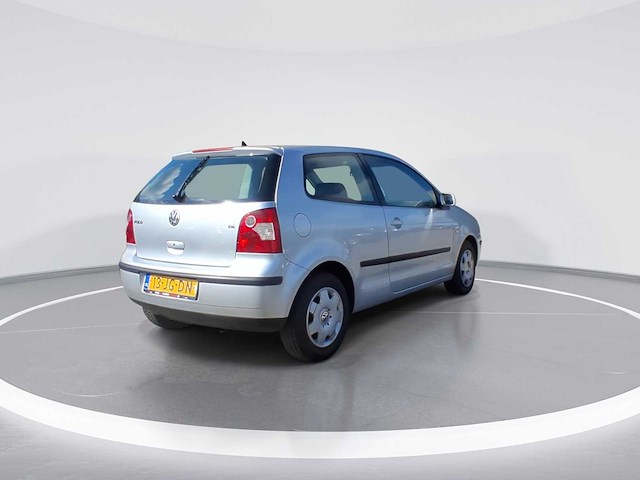 Volkswagen polo 1.4-16v comfortline 2002 | 13-jg-dn - afbeelding 2 van  4
