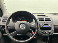 Volkswagen polo 1.4-16v comfortline 2003 | 24-lt-fz - afbeelding 12 van  29