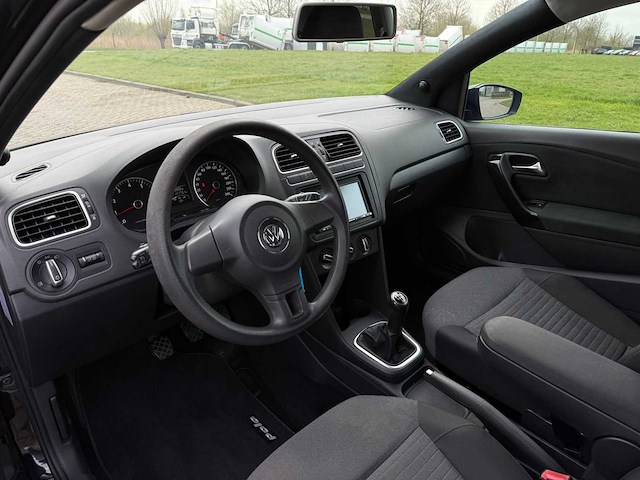 Volkswagen polo 1.4 16v comfortline, 55-kvn-4 - afbeelding 14 van  17