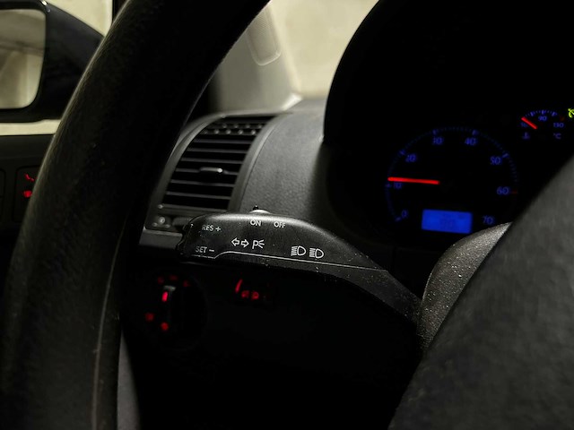 Volkswagen polo 1.4-16v comfortline 80pk 2009 (origineel-nl), 86-hnz-2 - afbeelding 11 van  64