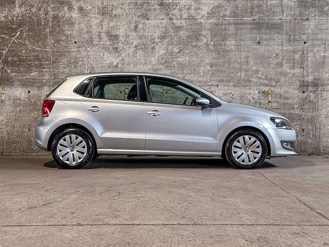 Volkswagen polo 1.4-16v comfortline 86pk 2011 (origineel-nl), 96-rfg-3 - afbeelding 2 van  45