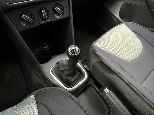 Volkswagen polo 1.4-16v comfortline 86pk 2011 (origineel-nl), 96-rfg-3 - afbeelding 20 van  45