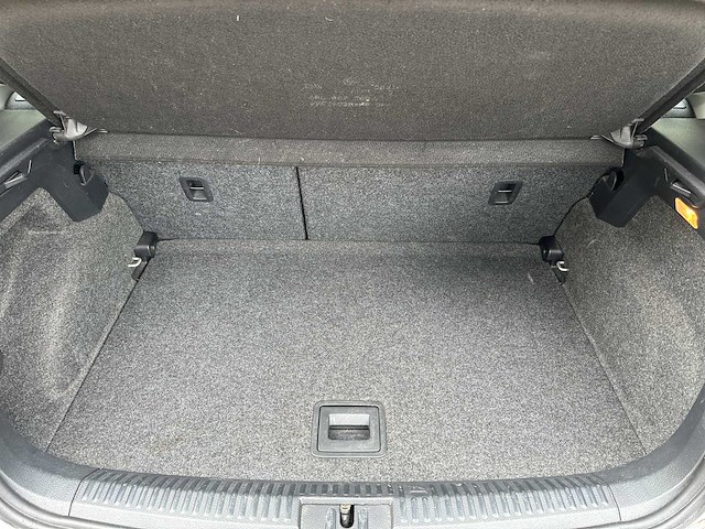 Volkswagen polo 1.4-16v comfortline 86pk 2011 (origineel-nl), 96-rfg-3 - afbeelding 27 van  45