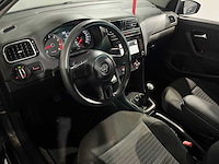 Volkswagen polo 1.4-16v comfortline, 99-kpb-7 - afbeelding 4 van  17