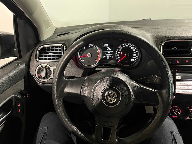 Volkswagen polo 1.4-16v comfortline, 99-kpb-7 - afbeelding 6 van  17