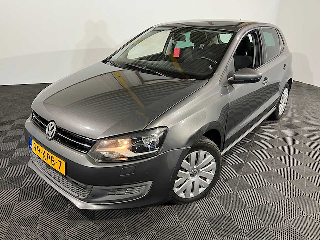 Volkswagen polo 1.4-16v comfortline, 99-kpb-7 - afbeelding 1 van  17
