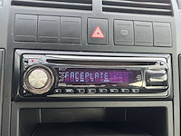 Volkswagen polo 1.4-16v cross 2009 | 37-hjr-9 - afbeelding 4 van  25