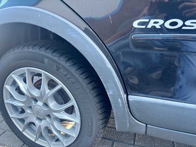 Volkswagen polo 1.4-16v cross | 63-hks-9 i - afbeelding 19 van  26