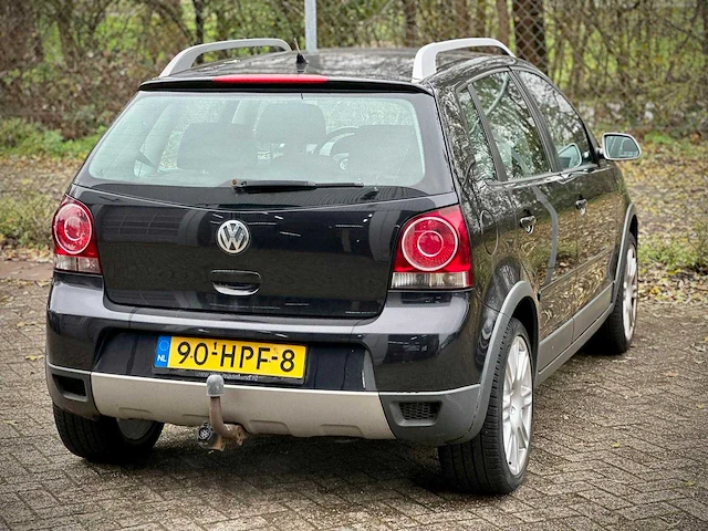 Volkswagen polo 1.4 16v cross, 90-hpf-8 - afbeelding 6 van  13