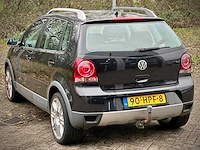 Volkswagen polo 1.4 16v cross, 90-hpf-8 - afbeelding 8 van  13