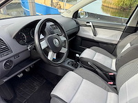 Volkswagen polo 1.4-16v cross clima 13-zn-fh - afbeelding 33 van  34