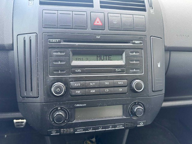 Volkswagen polo 1.4-16v cross clima 13-zn-fh - afbeelding 14 van  34