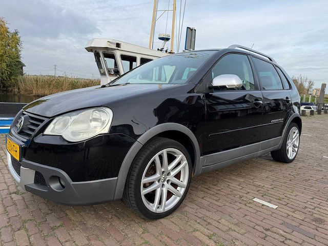 Volkswagen polo 1.4-16v cross clima 13-zn-fh - afbeelding 18 van  34