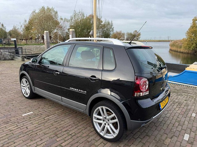 Volkswagen polo 1.4-16v cross clima 13-zn-fh - afbeelding 3 van  34