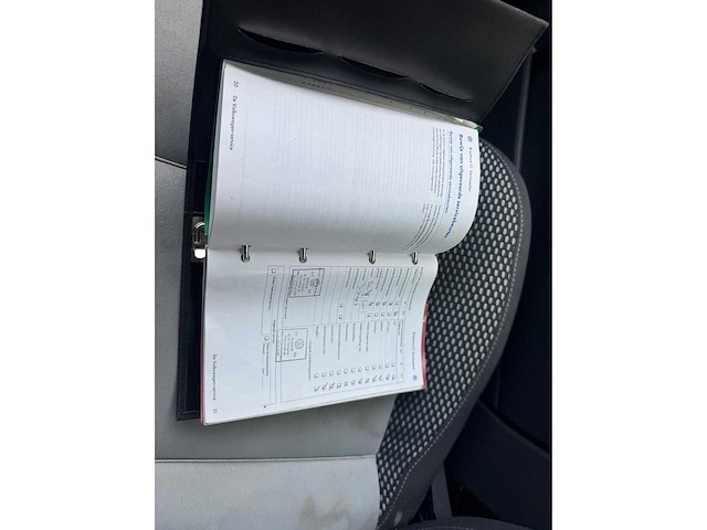 Volkswagen polo 1.4-16v cross clima 13-zn-fh - afbeelding 16 van  34