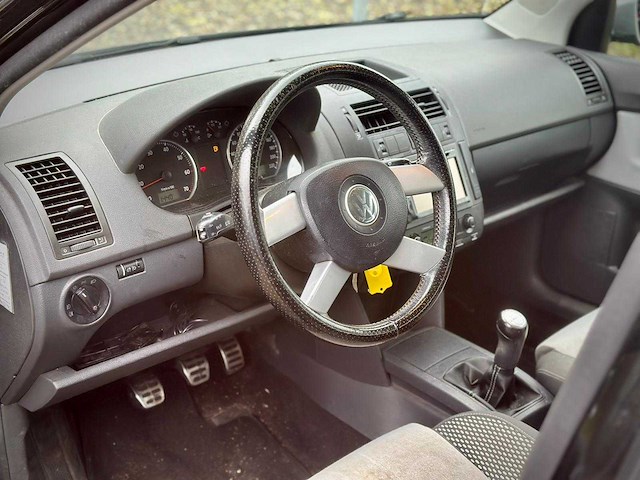 Volkswagen polo 1.4 16v cross,90-hpf-8 - afbeelding 10 van  13